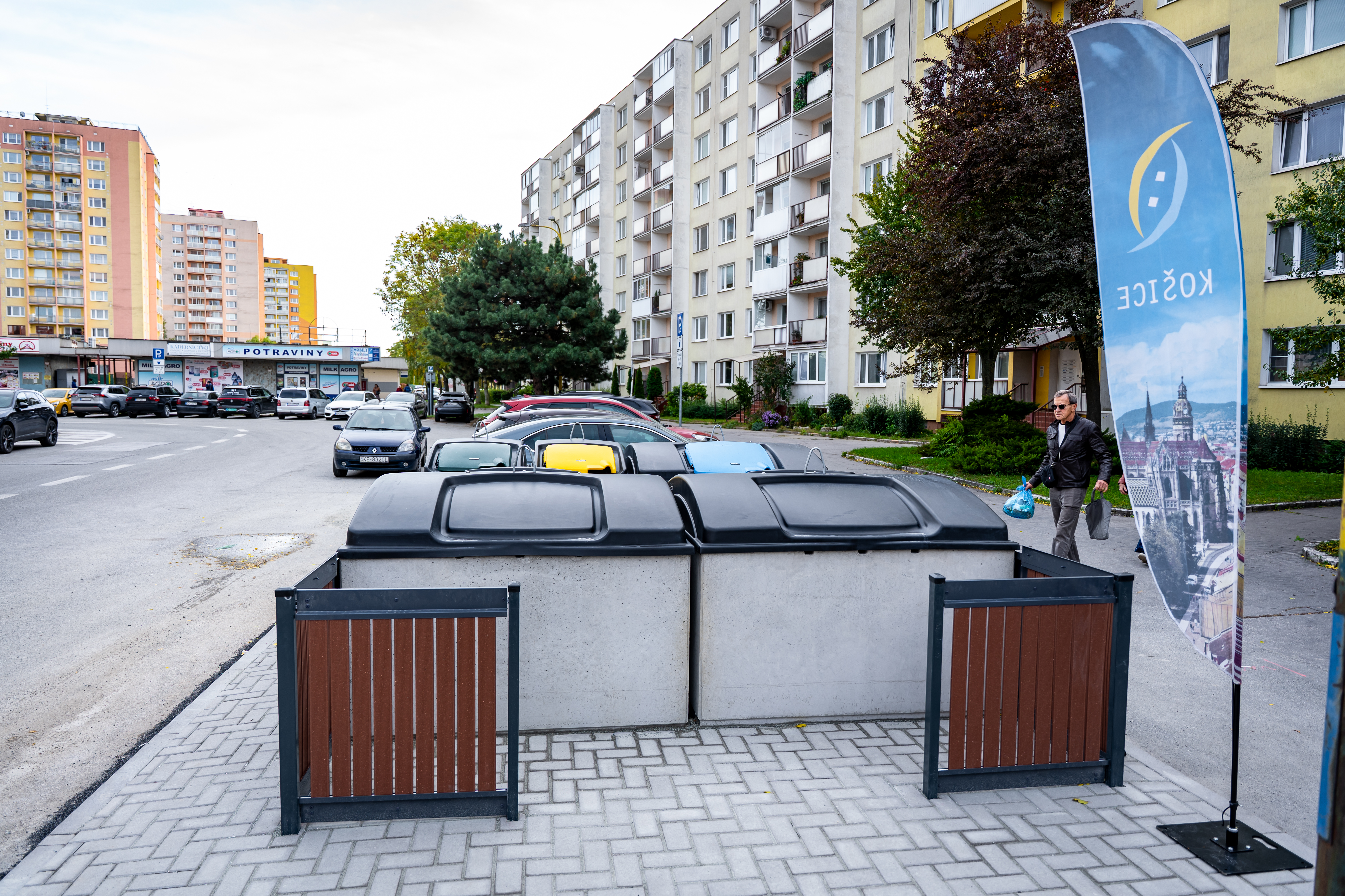 Na kus reci s primatorom-13